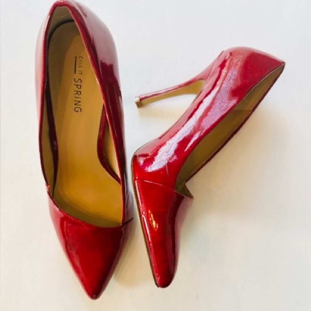 CALL IT SPRING Sexy Heels Red Patent Point Toe EUC Sz 38 7.5